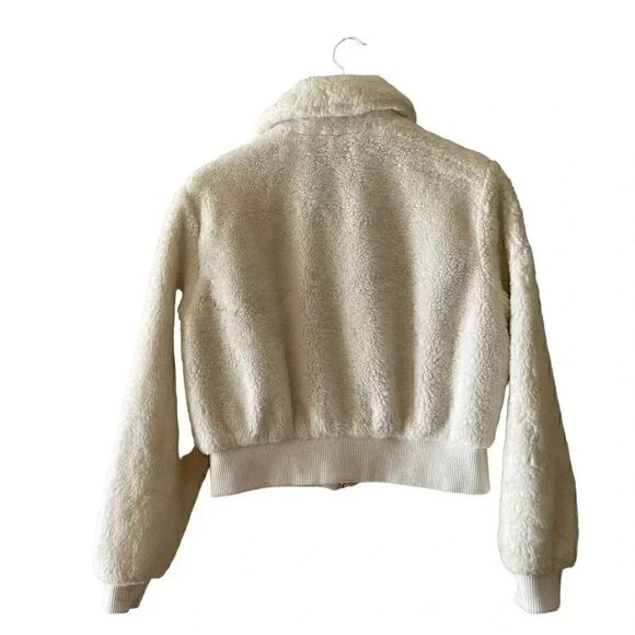 Urban Outfitter Sherpa Fuzzy Zip Up Cropped Ivory Womens Jacket SZ M - Picture 4 of 13